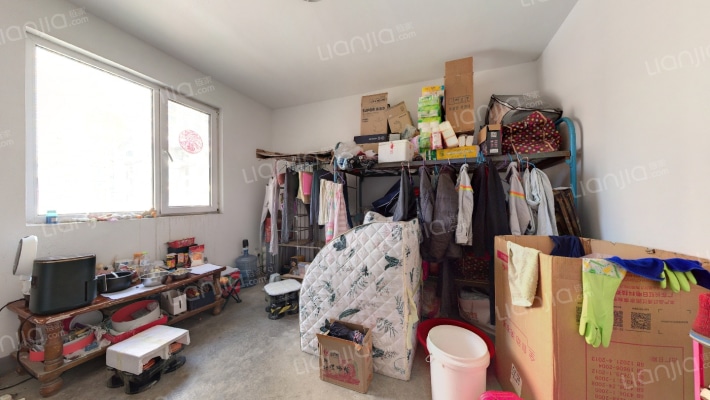 山海和圣园二手房实景图