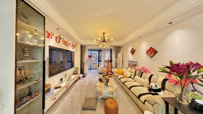 荣润麒麟府二手房实景图