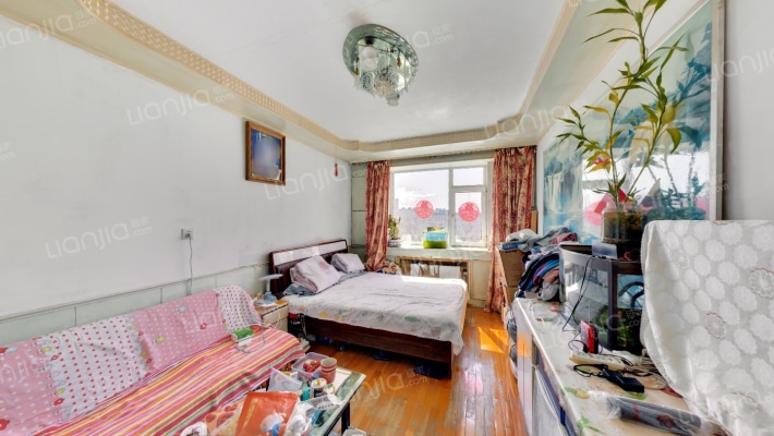 石油三角地二手房实景图