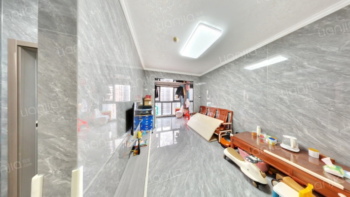 会展嘉园陆区二手房实景图