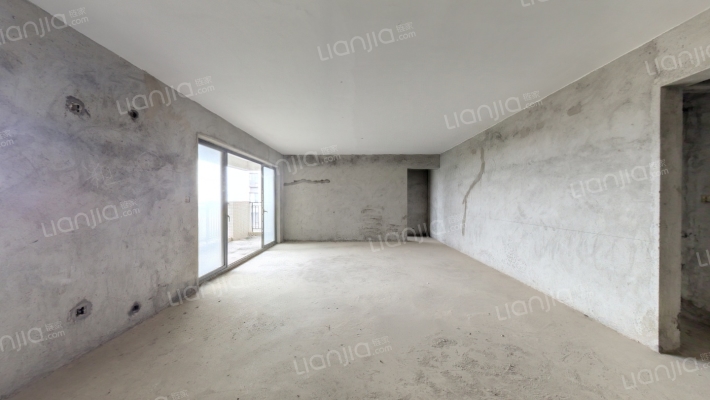 越秀可逸江畔二手房实景图