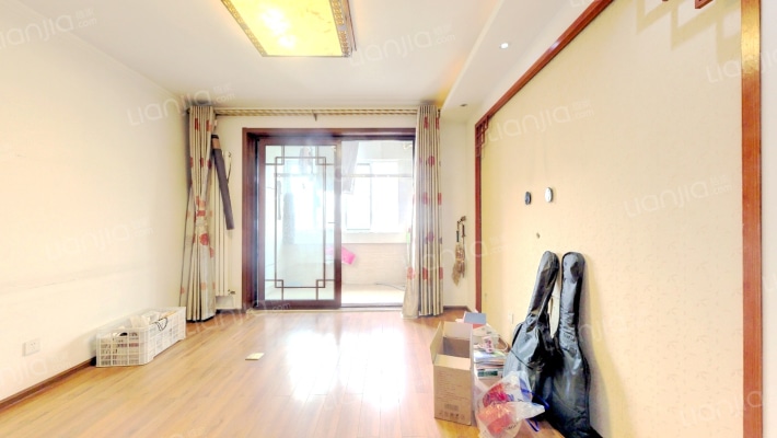 钢城新苑东区二手房实景图