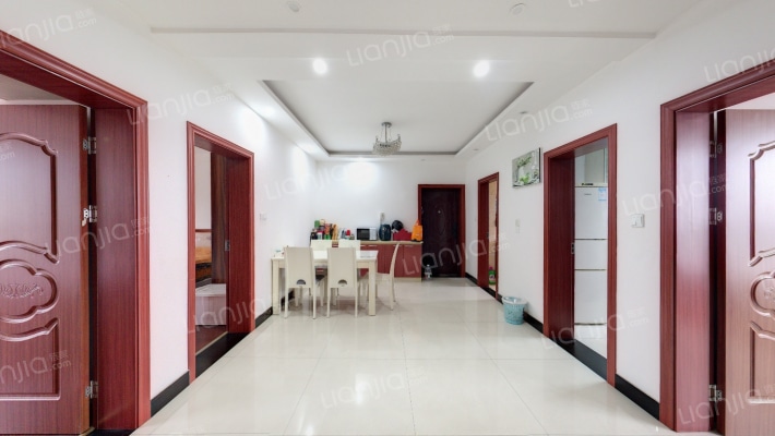 江海雅居二手房实景图