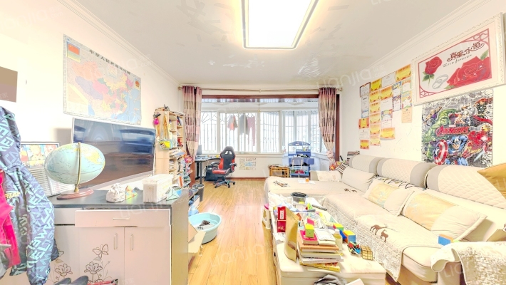 温泉花园二手房实景图