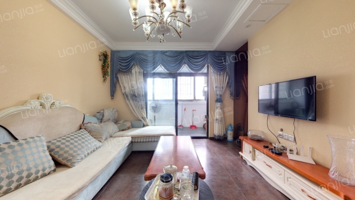 南湾江上二手房实景图