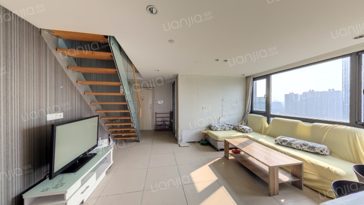 翡翠湾二手房实景图