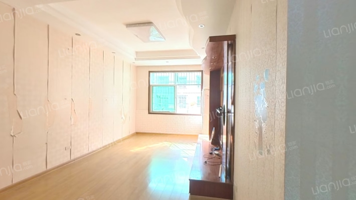 富兴小区A区二手房实景图