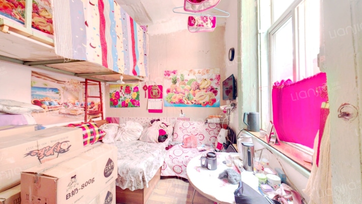 新华利里二手房实景图