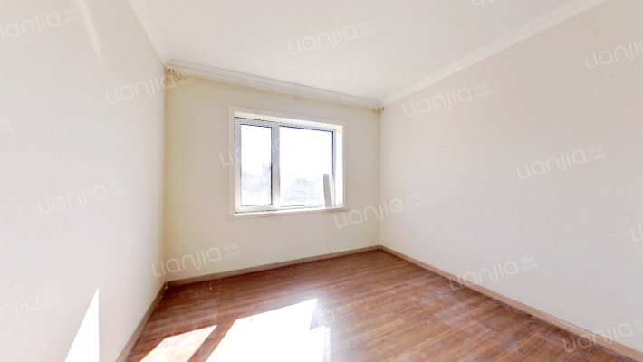 华南沃尔玛六三角二手房实景图