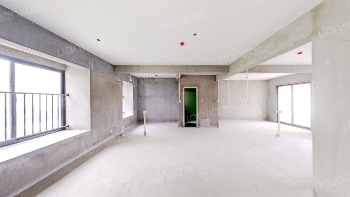 霞镜新城六区二手房实景图