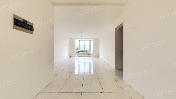 鼎虹嘉苑三期二手房实景图