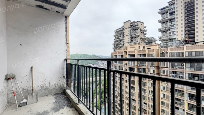 滨江新城二手房实景图