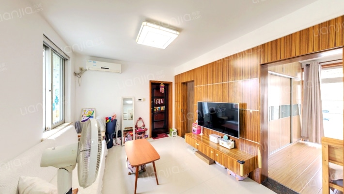 龙华里二手房实景图