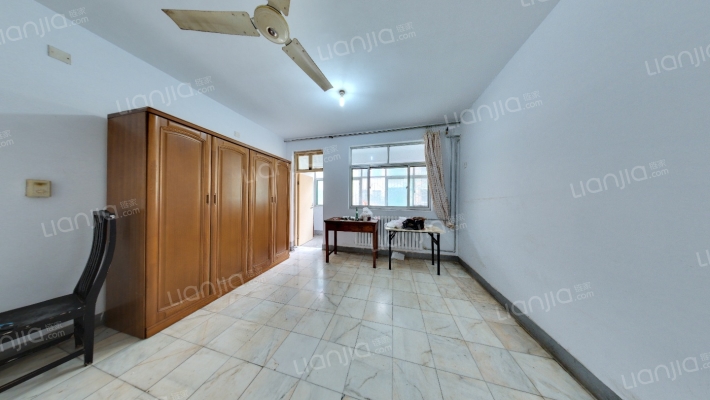 伏牛路225号院二手房实景图