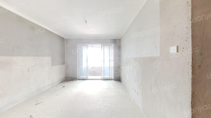 力高澜湖前城二手房实景图