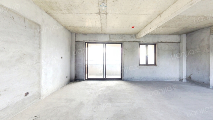 钱隆大第二手房实景图