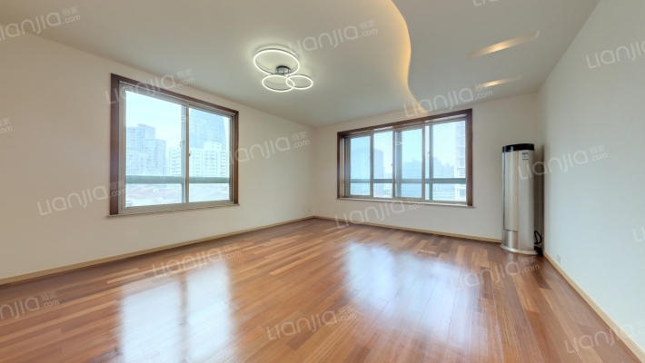 青之杰花园二手房实景图