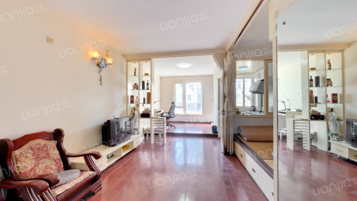 前城国际一期二手房实景图