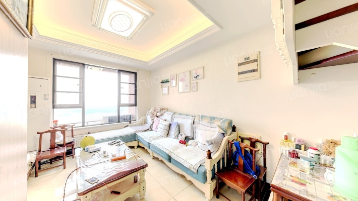 上东阳光艾特公馆二手房实景图