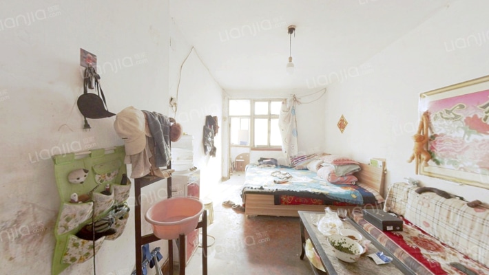 兴石里二手房实景图