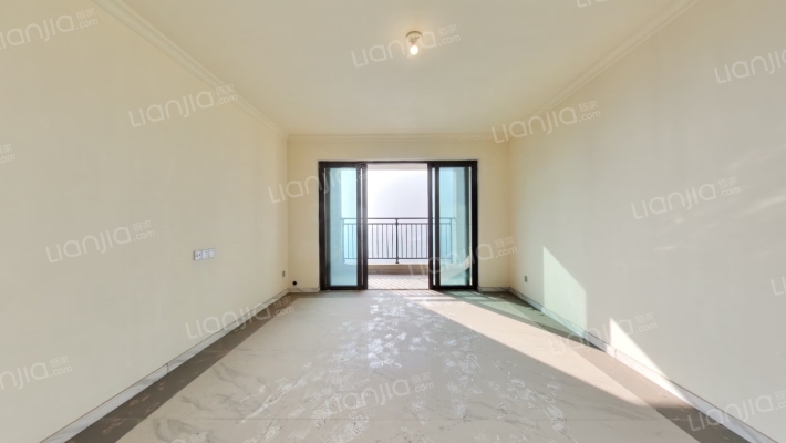 碧桂园西湖名城五号院二手房实景图