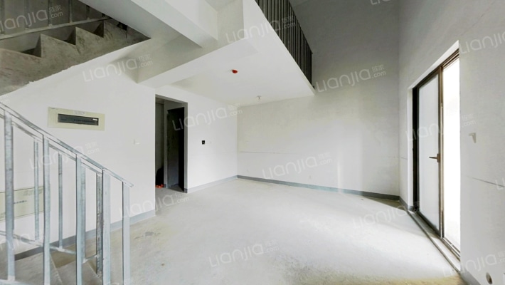 龙湖春江郦城一期二手房实景图