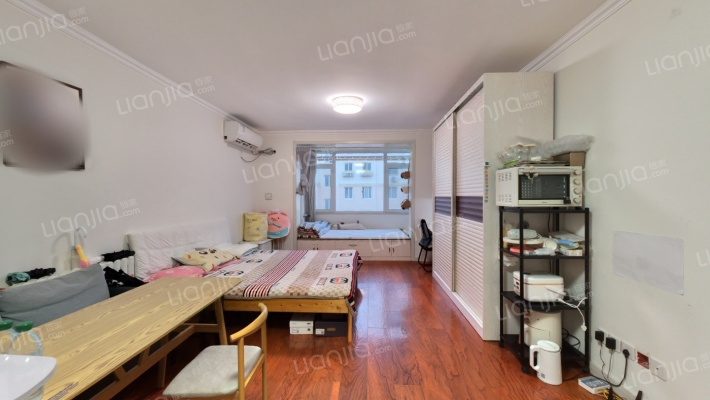 虎山花苑F区二手房实景图