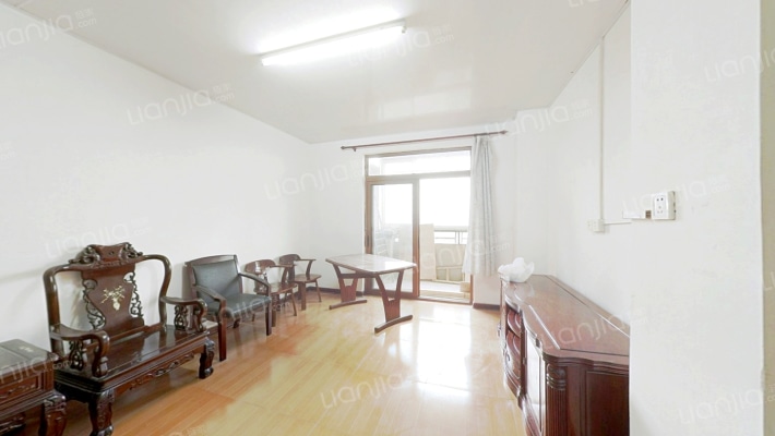 东方湾邸二手房实景图