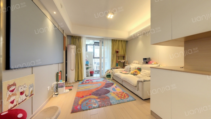 朗绿花园二手房实景图