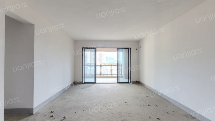 保利凤凰湾A区二手房实景图