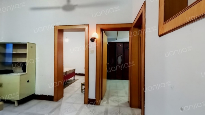 老彩印厂三区家属院二手房实景图