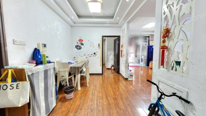 南国江城二手房实景图