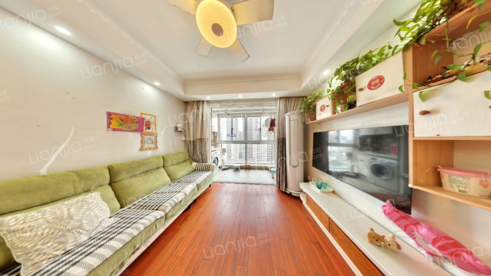 中南世纪雅苑二期二手房实景图