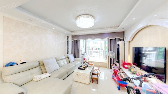 达嘉馨园二手房实景图