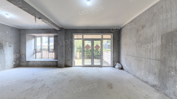 鸿翔桃花源公馆二手房实景图