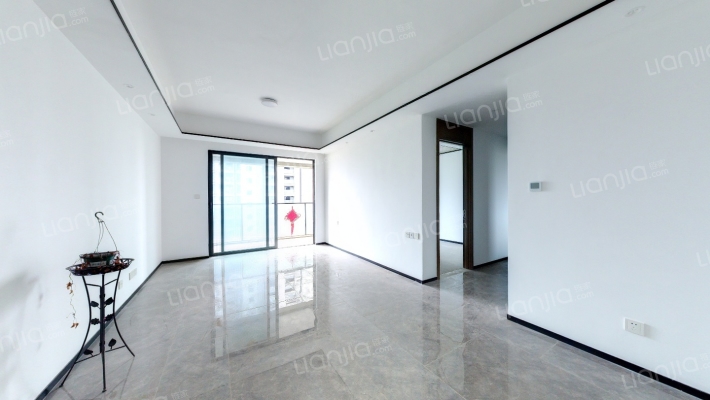 新旅明樾台二手房实景图