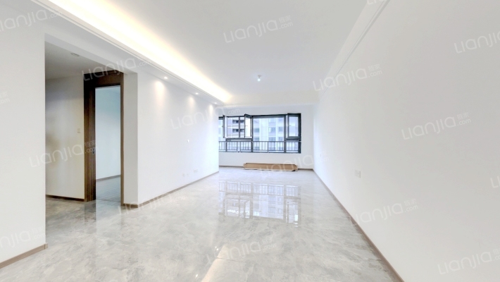 泽信云樾天著二手房实景图