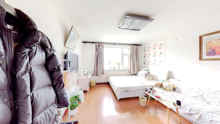 临河风景苑二手房实景图