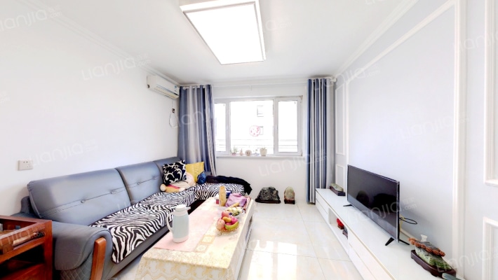 黄金怡海苑三期二手房实景图