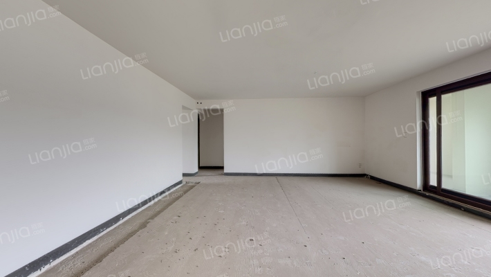 龙湖椿山2期1组团二手房实景图