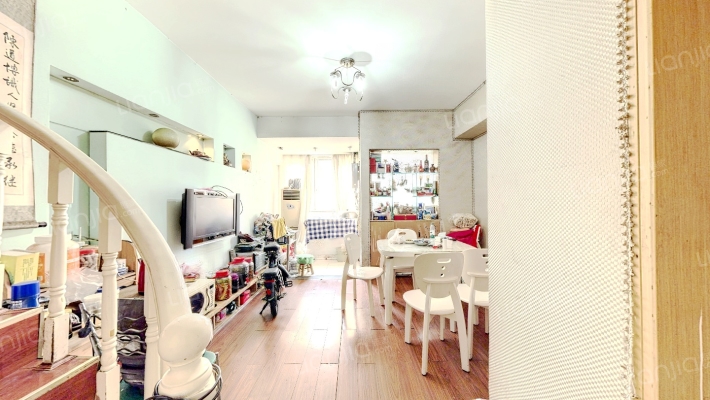 泰逸阳光二手房实景图