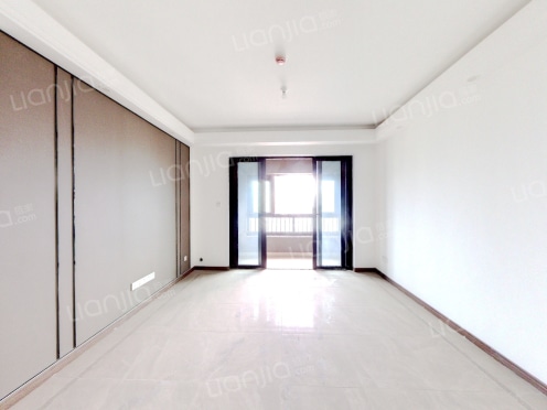 整租·重庆融创文旅城御华 4室1厅 南