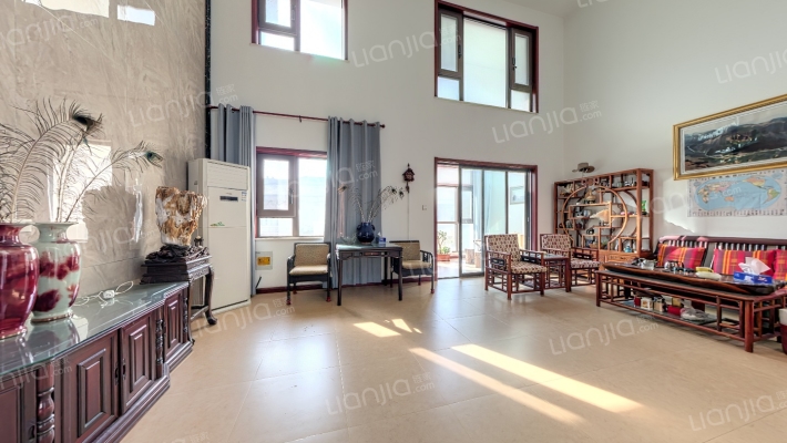 瑞贝卡和天下二手房实景图