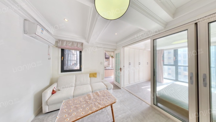 高尔夫国际花园二手房实景图