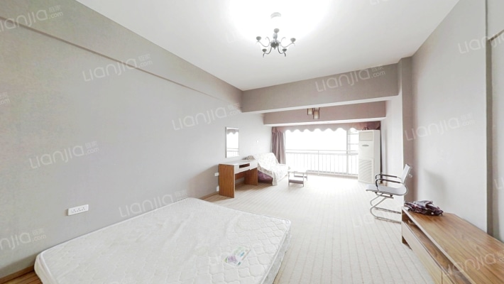 观湖铂金公寓二手房实景图