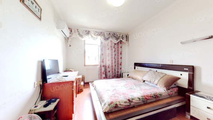 蓓蕾村东二手房实景图