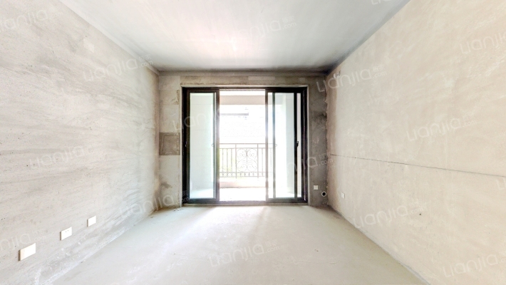 中交荣域B区二手房实景图