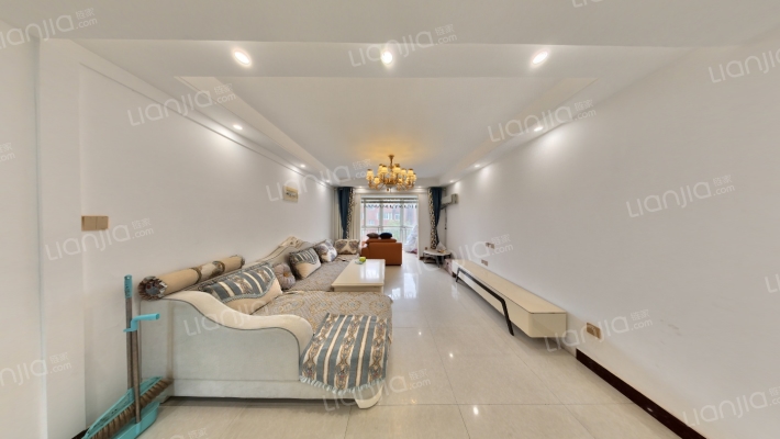 睿智楠园二手房实景图