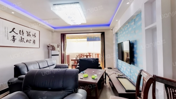 滨河花园二手房实景图