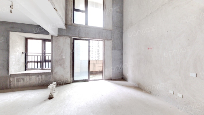 世茂璀璨天城一期二手房实景图